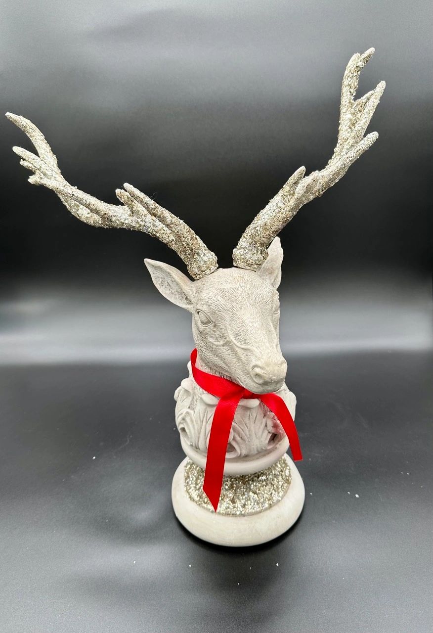 Oh Deer! The Perfect Holiday Accent for Your Home